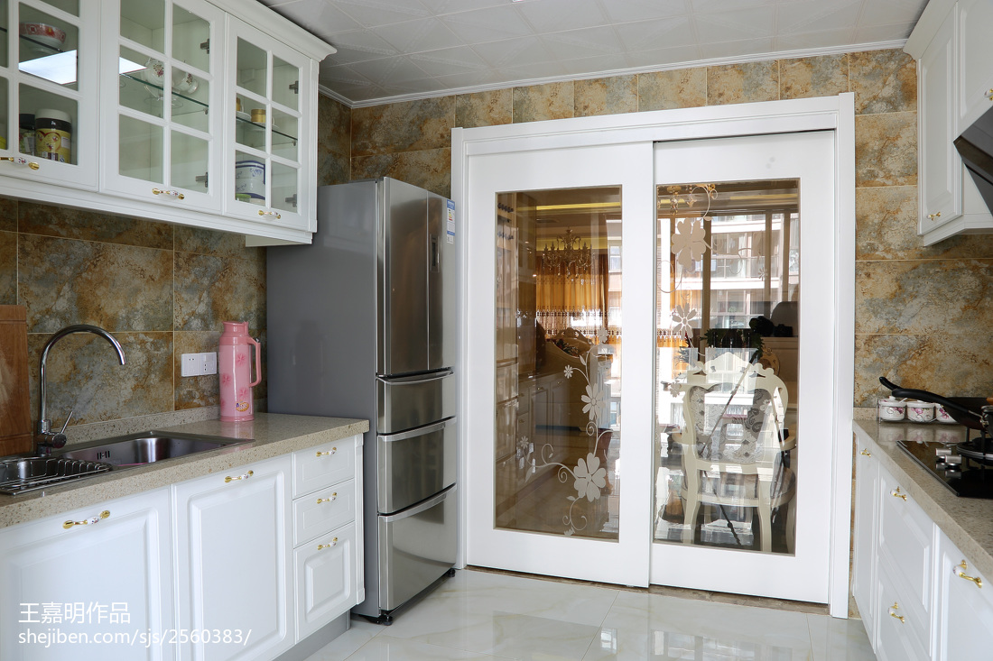 白色欧式橱柜装修厨房人屏互动厨房图片14