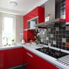 2017现代风格L型小面积家居厨房红色橱柜装修图片