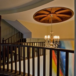 2017美式风格豪华家装楼梯间过道吊顶吊灯装修效果图欣赏