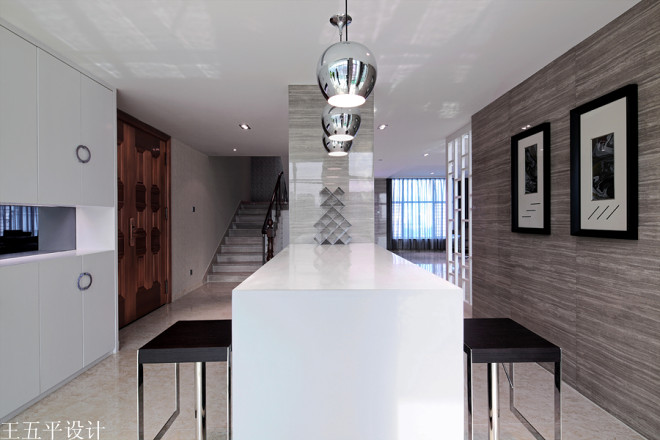2017现代风格别墅家庭人造石吧台装修效果图片