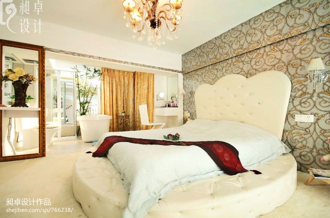 现代奢华卧室床头墙纸装修效果图