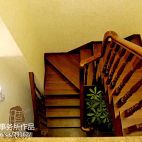 196平米美式复式楼木楼梯装修图片