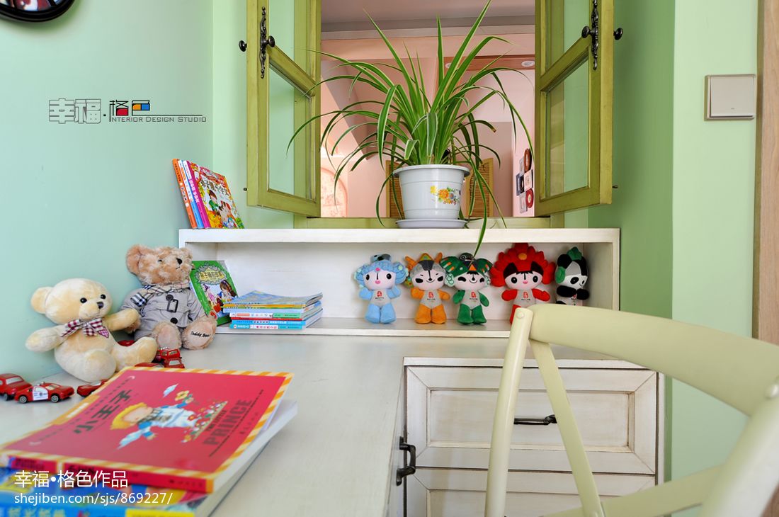 三居室混搭风格儿童房学习桌装修设计效果图