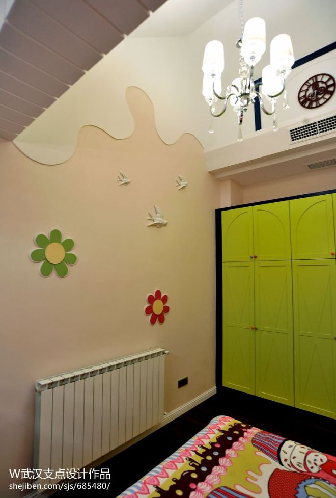 时尚现代儿童房背景墙设计