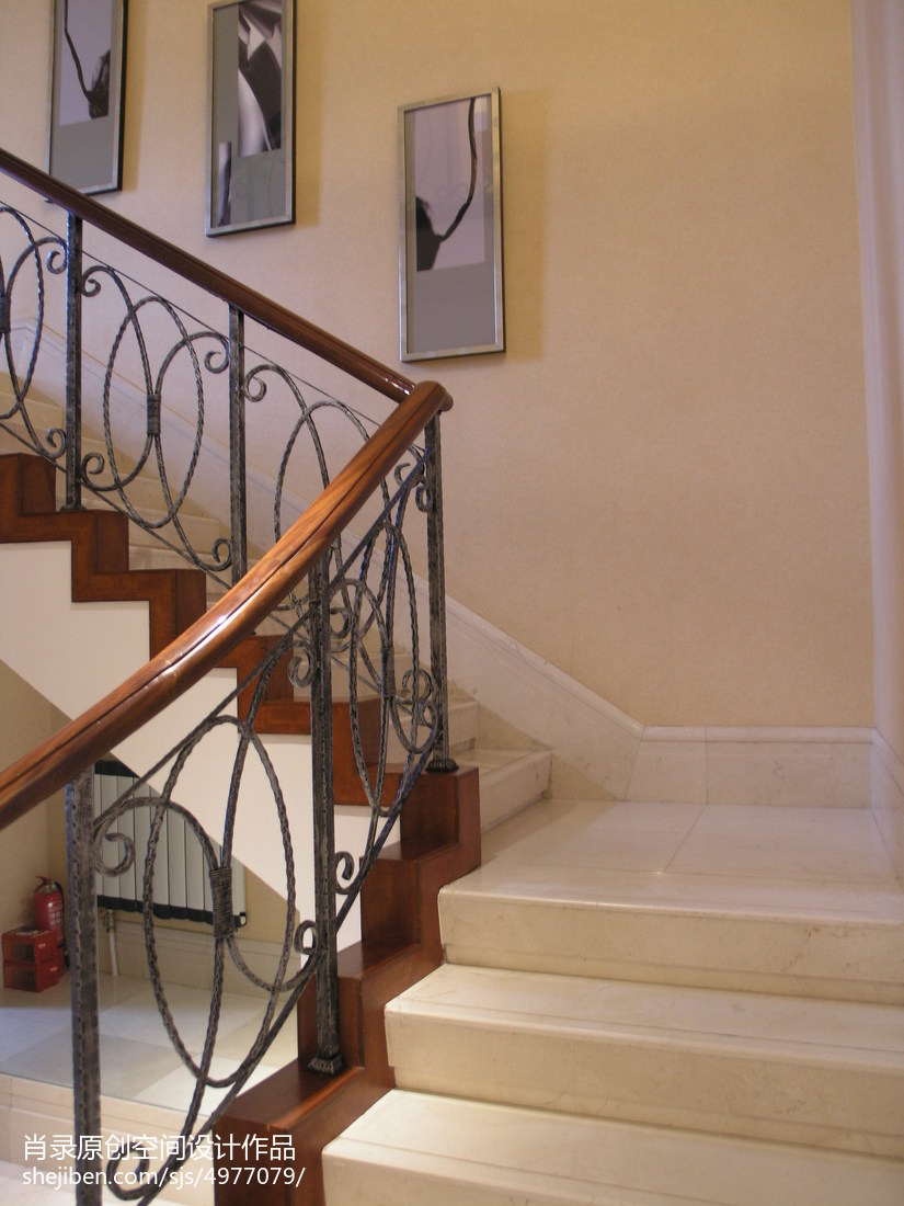 欧式风格别墅楼梯设计