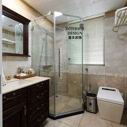 简约美式卫生间淋浴房效果图