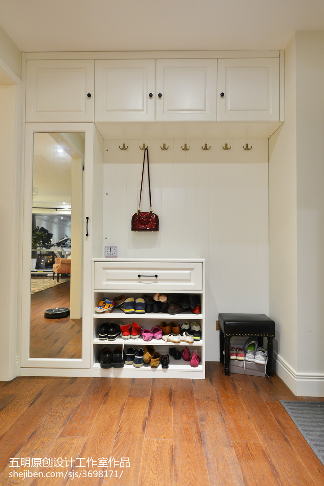 家装美式风格入户鞋柜设计
