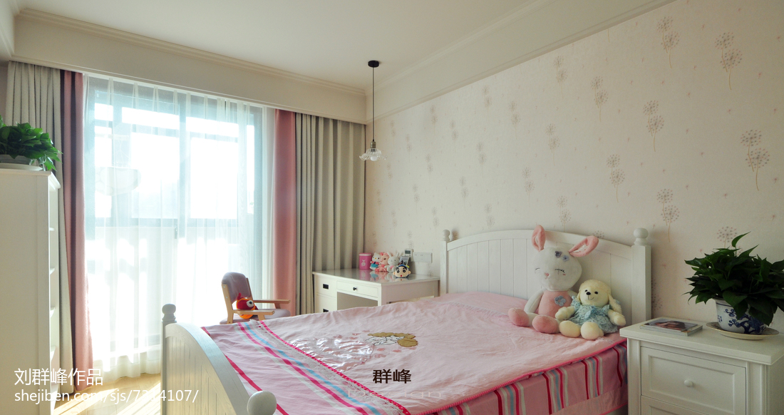 美式格调粉色系儿童房设计