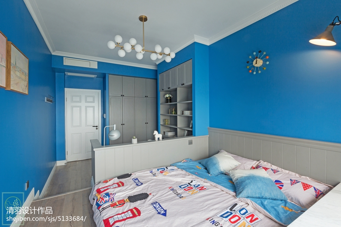 北欧风格蓝色卧室布置