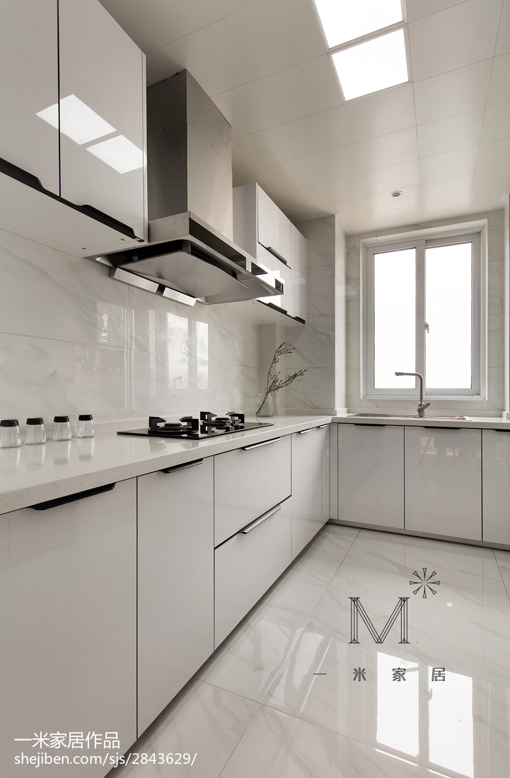 143m² 现代极简厨房设计图