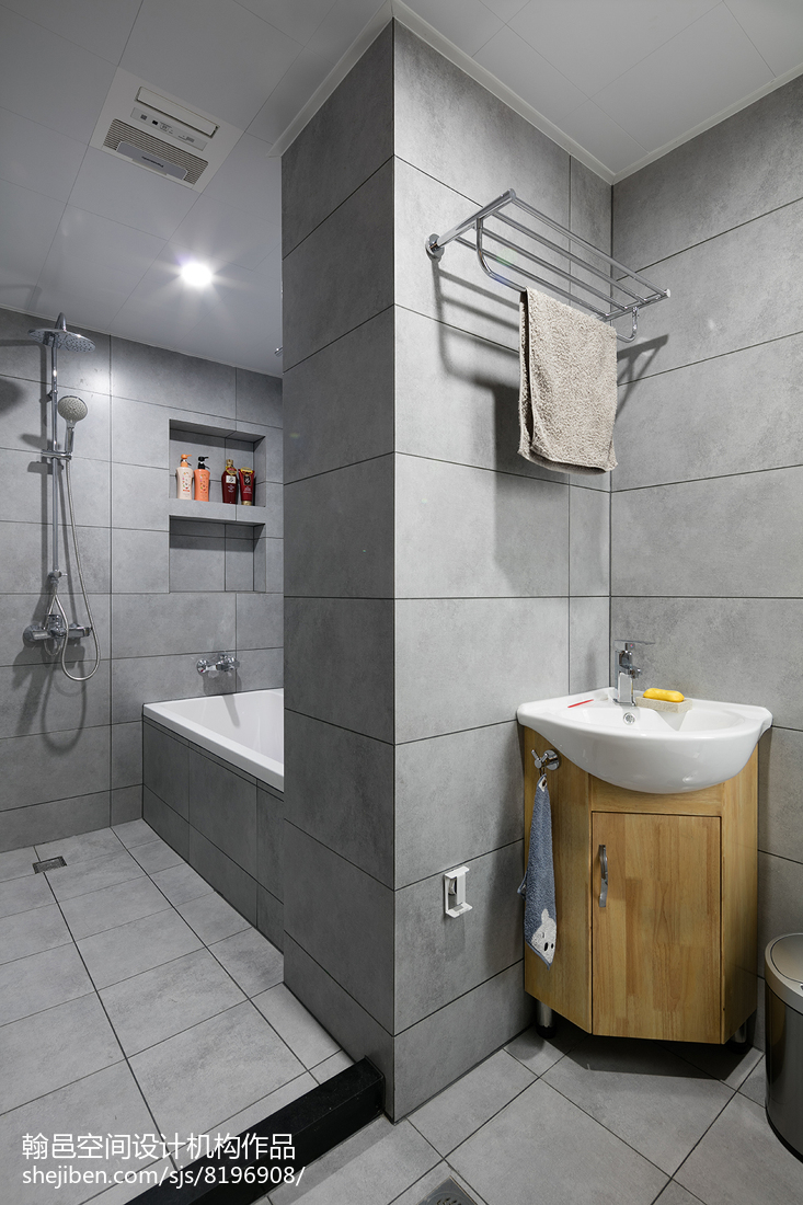 北欧复式卫浴设计图片