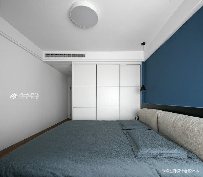 冰川灰现代卧室衣柜设计