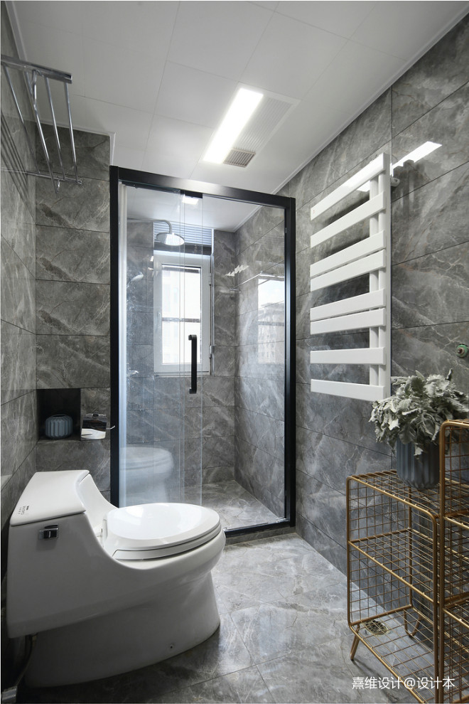 现代风三居洗浴室灰色砖设计图