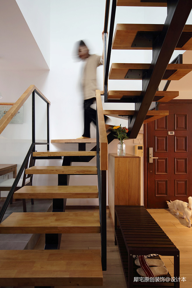 日式三居楼梯设计图片