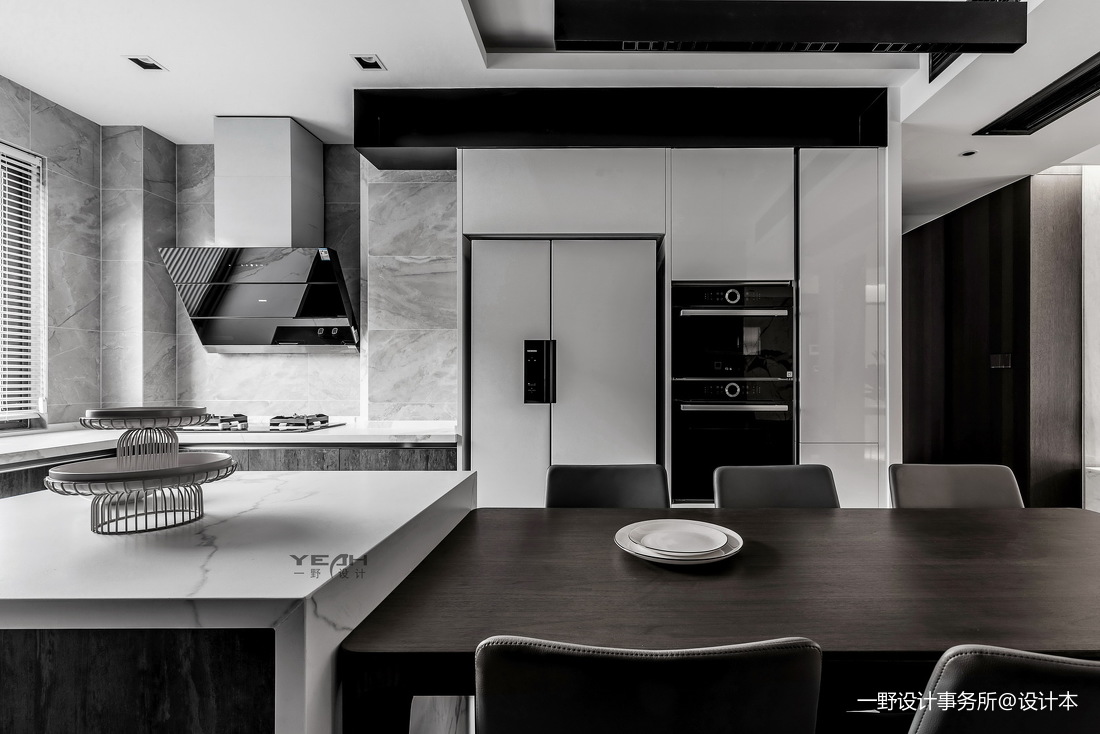 140m²|现代黑白灰厨房实景图