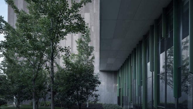 消隐绿色的建筑 - 唐仲英基金会中国中心