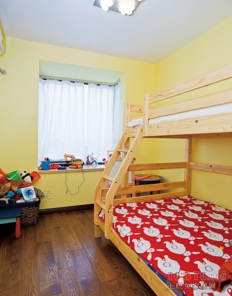 现代风格双人儿童房上下铺双人床装修设