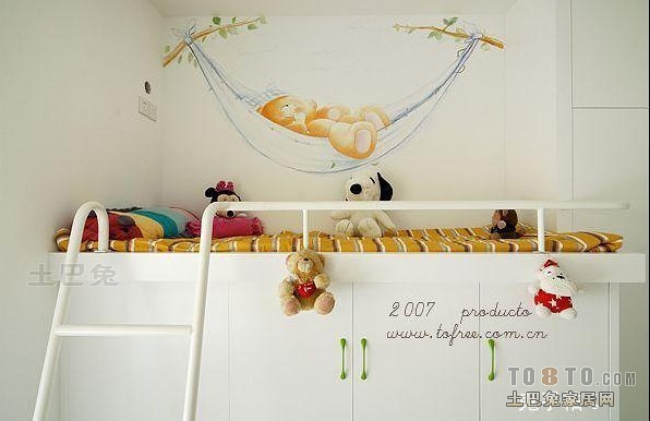地中海风格时尚儿童房手绘墙装修设计效