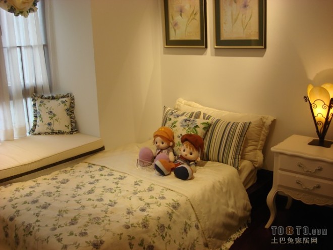 欧式现代儿童卧室